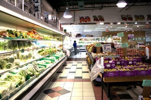 Navigating a Chinese Grocery Store,by geagle.miooashdv.tk