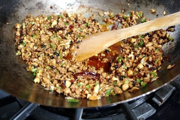 Kaitlin's Special Noodles (Ground Pork Lo Mein), by geagle.miooashdv.tk