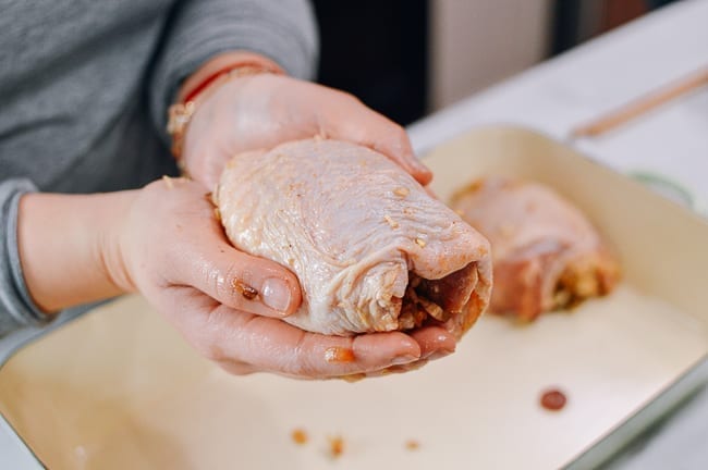 Chicken thigh stuffed with sticky rice, geagle.miooashdv.tk