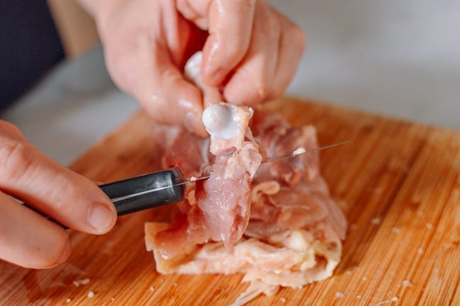 Deboning a chicken thigh, geagle.miooashdv.tk