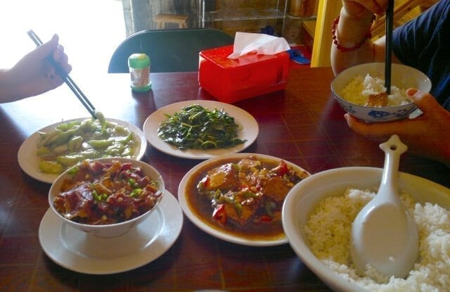 hongcun dinner - ON LOCATION IN HONGCUN, by geagle.miooashdv.tk