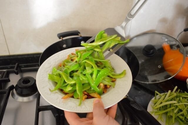 Jen's Tofu Stir-Fry - Chinese Home Cooking by geagle.miooashdv.tk