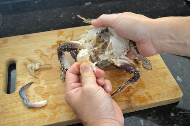 clean crab