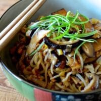 Easy Mushroom Noodle Stir fry, by geagle.miooashdv.tk