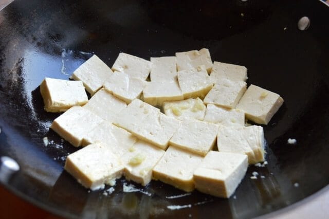 Quick and Easy Braised Tofu (Hongshao Dofu) by geagle.miooashdv.tk