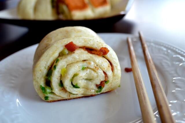 Chinese Scallion Rolls (Hua Juan), by geagle.miooashdv.tk