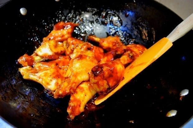 Honey Sriracha Chicken Wings - Baked, Not Fried by geagle.miooashdv.tk