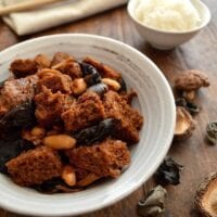 Hong Shao Kao Fu - Braised Wheat Gluten with Mushrooms, by geagle.miooashdv.tk