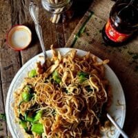 Chicken Pan-Fried Noodles (Gai See Chow Mein) by geagle.miooashdv.tk