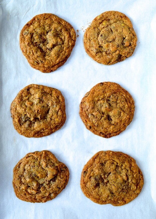 nuts-chocolate-chip-cookies-8