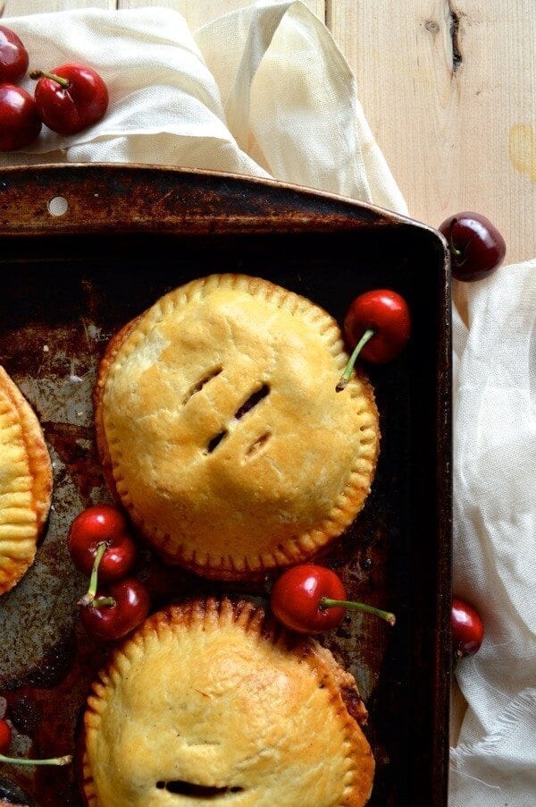 Sweet Cherry Hand Pies by geagle.miooashdv.tk