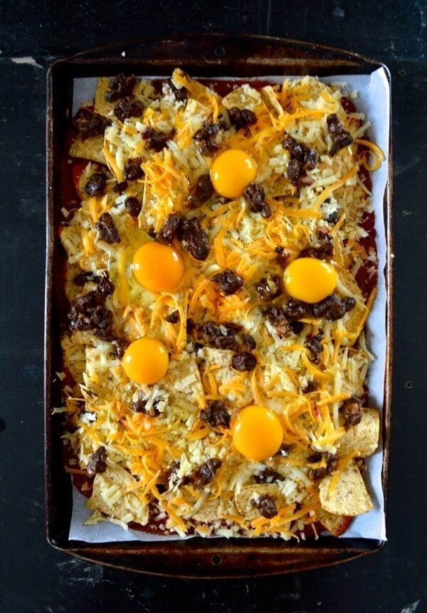 Huevos Rancheros Nachos w/ Avocado Crema, by geagle.miooashdv.tk