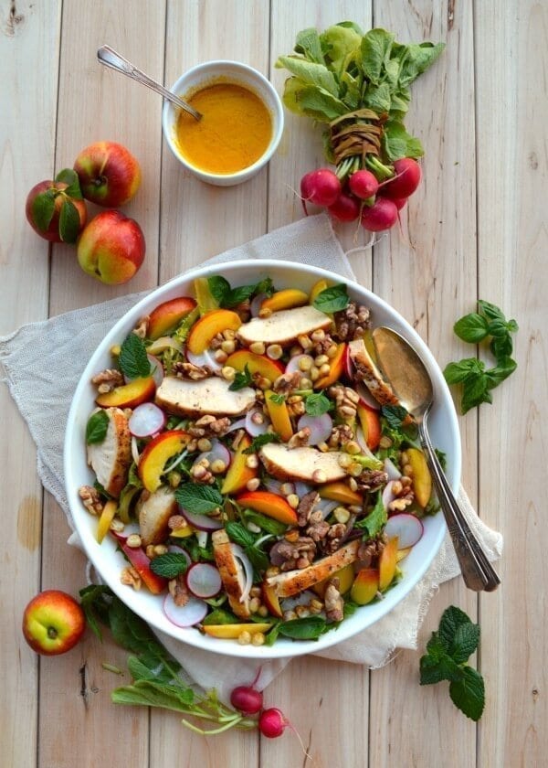 Nectarine Salad with Seared Chicken & Carrot Ginger Dressing by geagle.miooashdv.tk