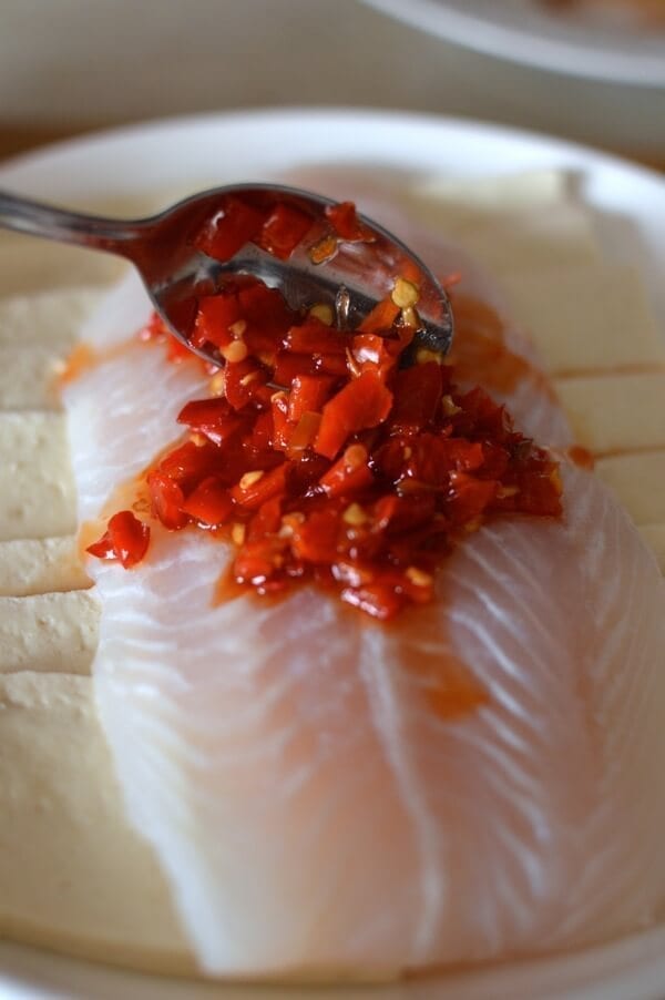 Hunan Steamed Fish with Salted Chilies - Duo Jiao Yu, by geagle.miooashdv.tk