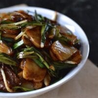 Steak and Scallion Rice Cake Stir-Fry by geagle.miooashdv.tk