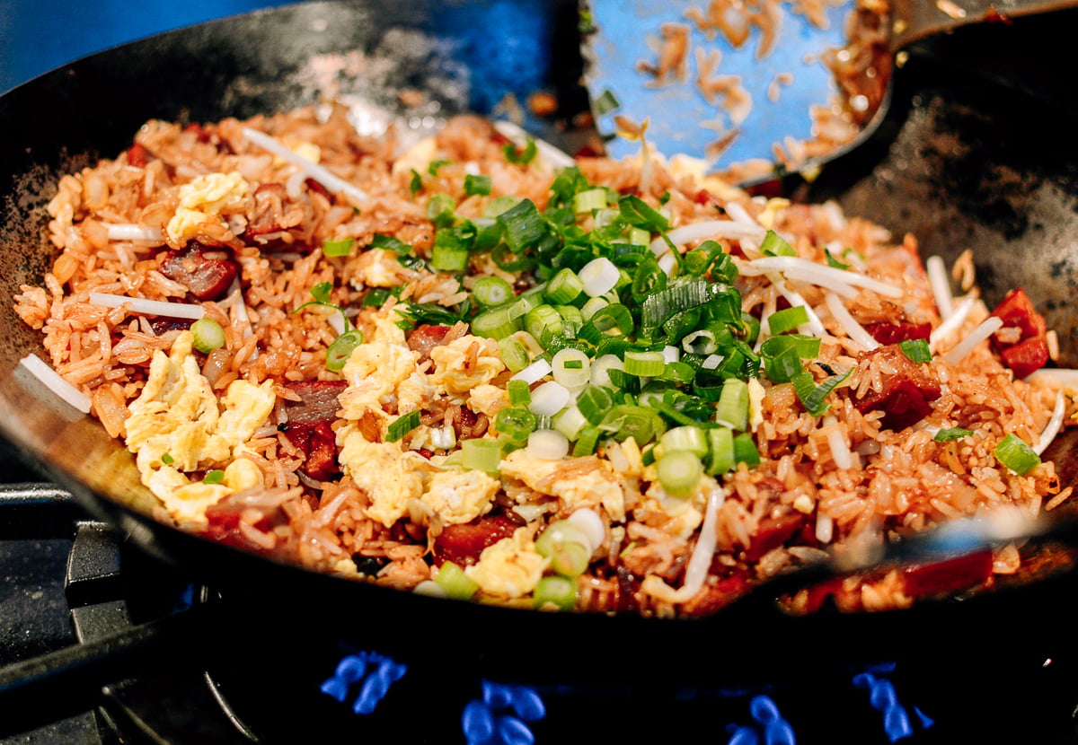 Adding scallions to fried rice, by geagle.miooashdv.tk