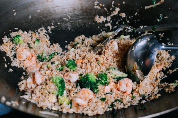 Thai Basil Shrimp Fried Rice - Easy Thai Food , by geagle.miooashdv.tk