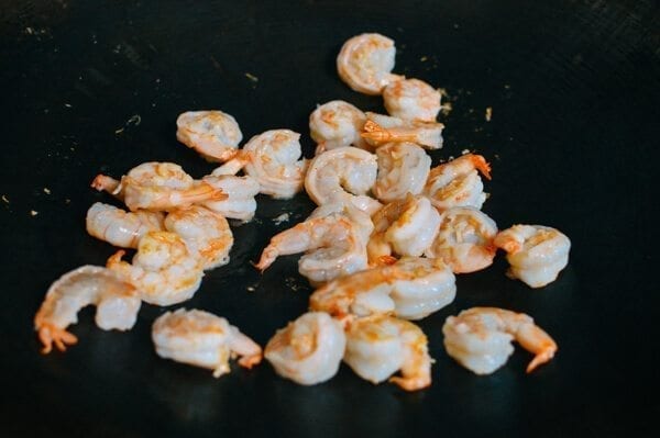 Thai Basil Shrimp Fried Rice - Easy Thai Food , by geagle.miooashdv.tk
