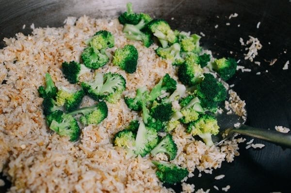 Thai Basil Shrimp Fried Rice - Easy Thai Food , by geagle.miooashdv.tk