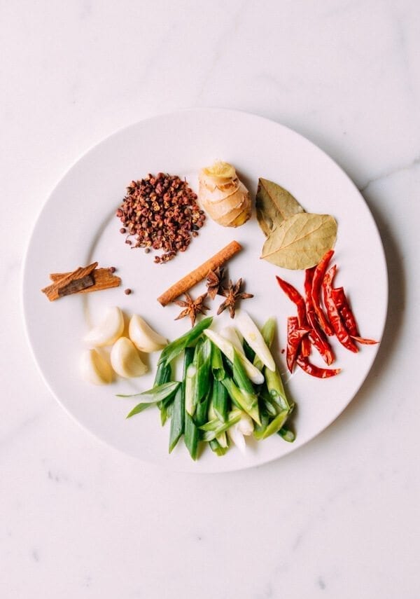 Big Plate Chicken (Chinese Da Pan Ji) with Noodles, by geagle.miooashdv.tk