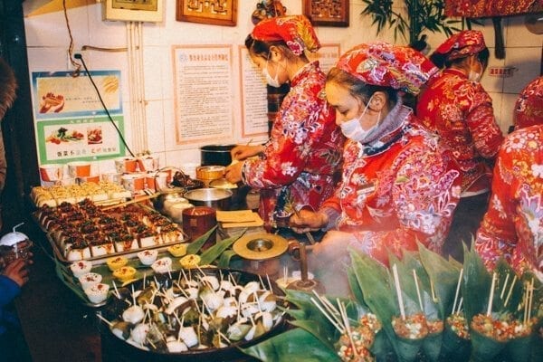 China Street food - Chengdu Temple Fair, Chinese New Year Celebration, by geagle.miooashdv.tk