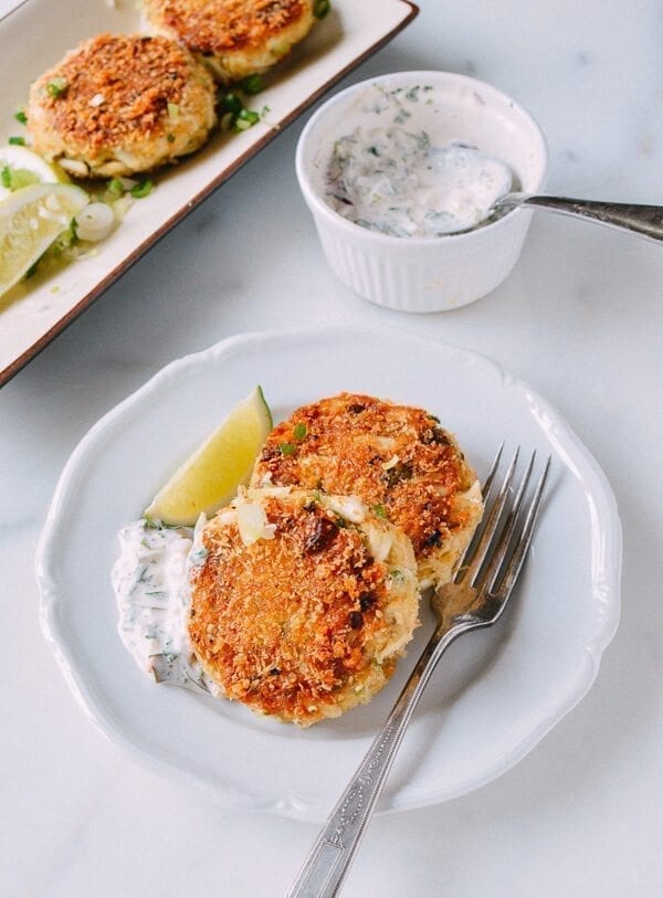 Sesame Panko Crab Cakes with Cilantro Lime Tartar Sauce, by geagle.miooashdv.tk