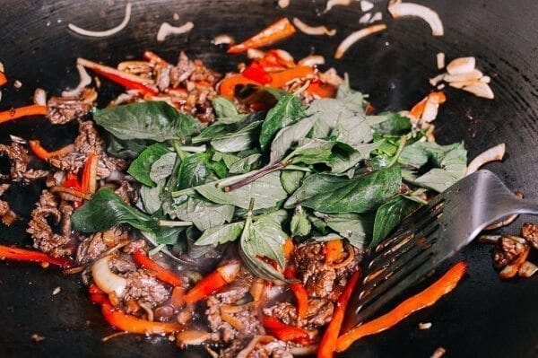 Thai Basil Beef (Pad Gra Prow), by geagle.miooashdv.tk