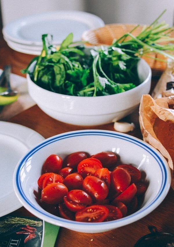 Spaghetti with Tomatoes, Capers, Mint & Parsley, by geagle.miooashdv.tk