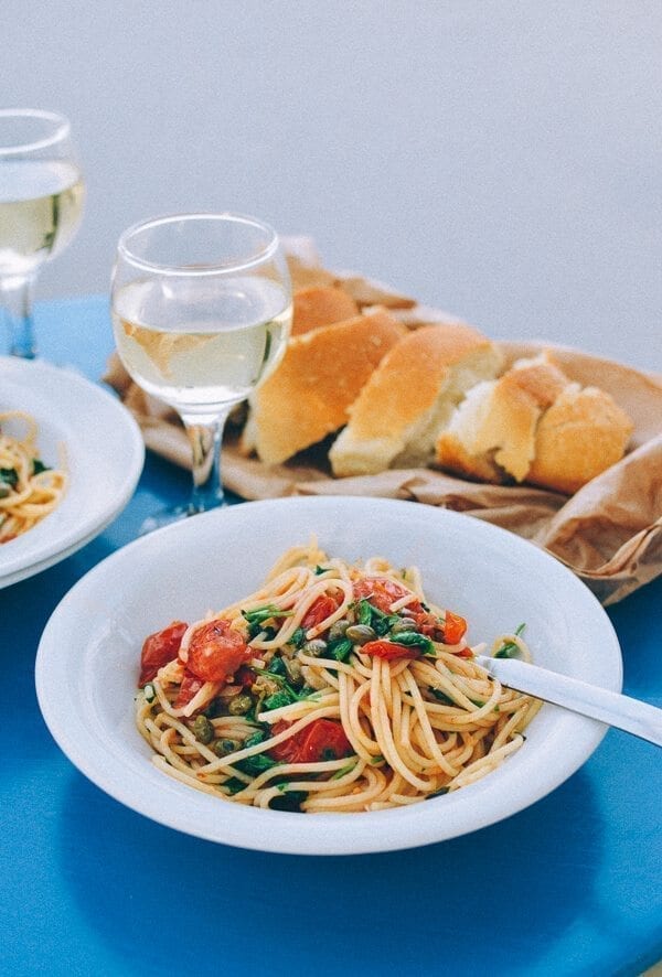 Spaghetti with Tomatoes, Capers, Mint & Parsley, by geagle.miooashdv.tk