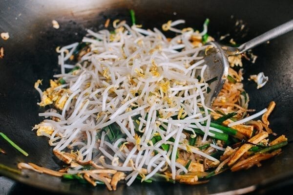Shrimp Pad Thai, by geagle.miooashdv.tk