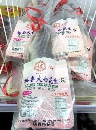 whole-croaker-fish