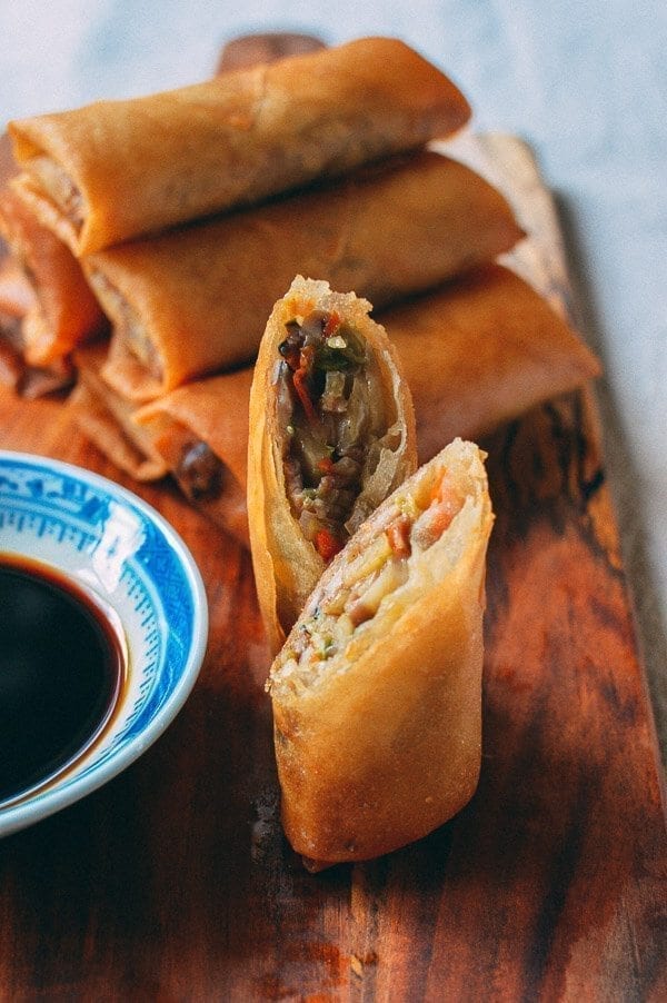 Cross-section of Chinese spring rolls, by geagle.miooashdv.tk
