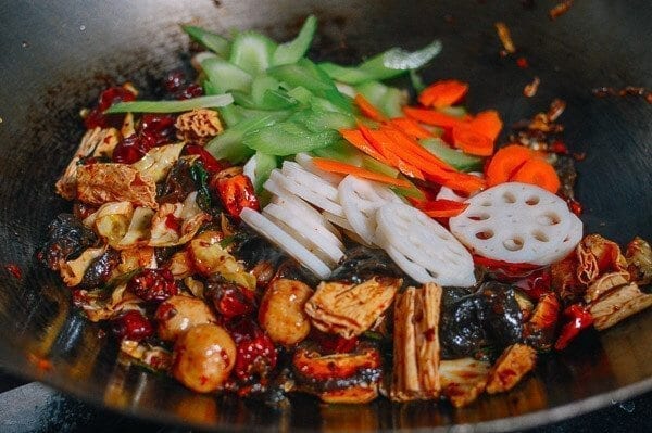 Ma La Xiang Guo (Spicy Numbing Stir-fry Pot), by geagle.miooashdv.tk