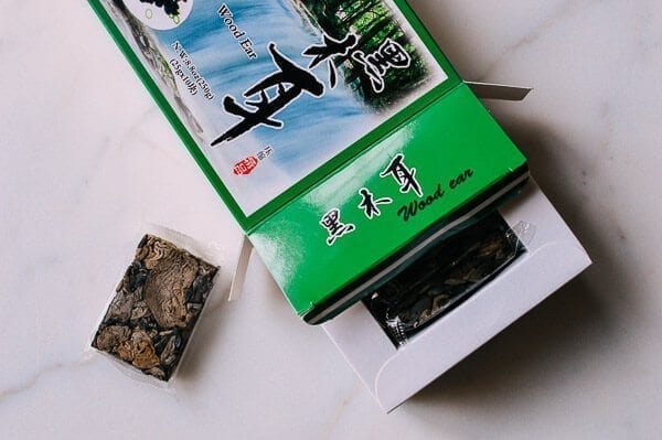 Package of dried wood ear mushrooms, by geagle.miooashdv.tk