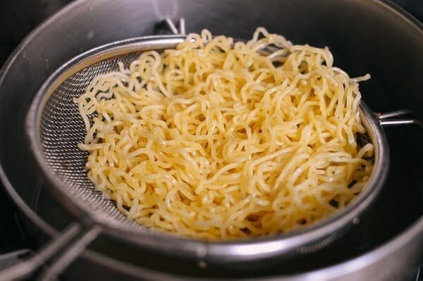 Leftover Thanksgiving Turkey Ramen, by geagle.miooashdv.tk
