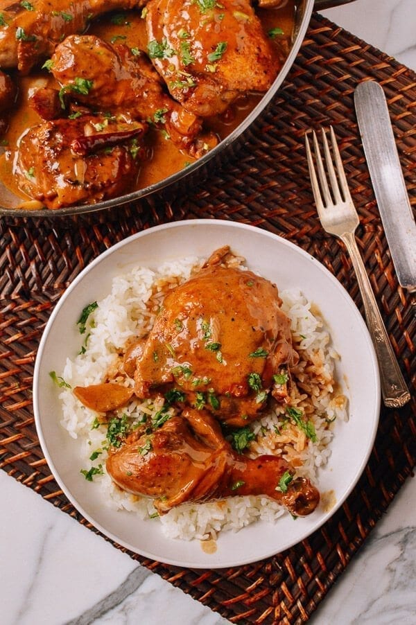 Chicken Adobo served over rice, by geagle.miooashdv.tk
