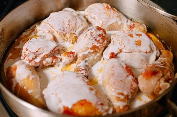Adding coconut milk to chicken adobo, by geagle.miooashdv.tk
