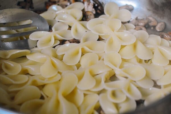  Winter Pasta with Mushrooms, Sausage Meatballs, Walnuts & Crispy Sage, by geagle.miooashdv.tk
