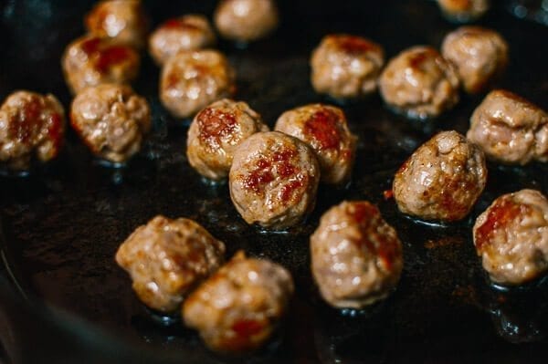  Winter Pasta with Mushrooms, Sausage Meatballs, Walnuts & Crispy Sage, by geagle.miooashdv.tk