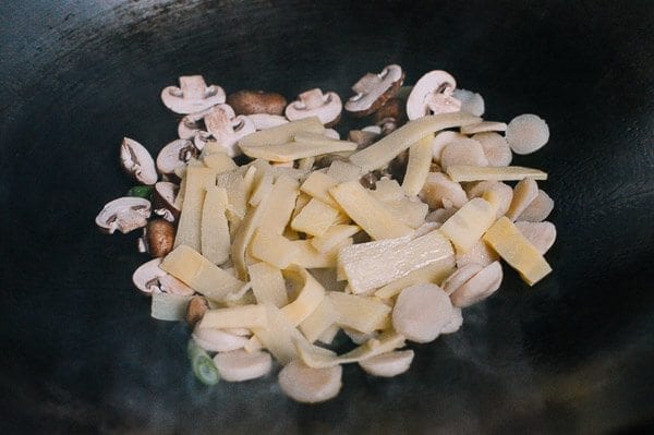 Adding mushrooms and bamboo shoots, by geagle.miooashdv.tk