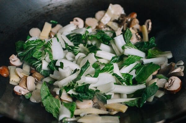 Adding bok choy to stir-fry, by geagle.miooashdv.tk