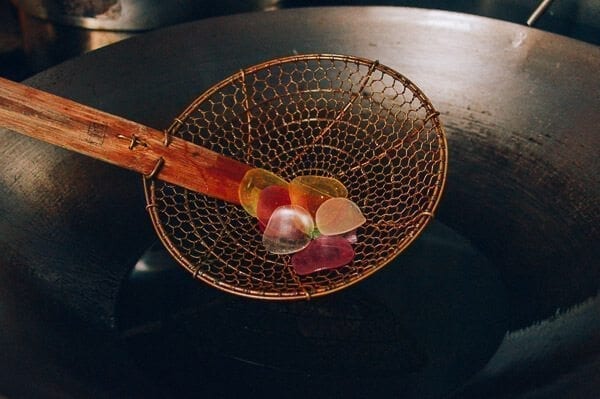 Fried Prawn Crackers for Chinese New Year, by geagle.miooashdv.tk
