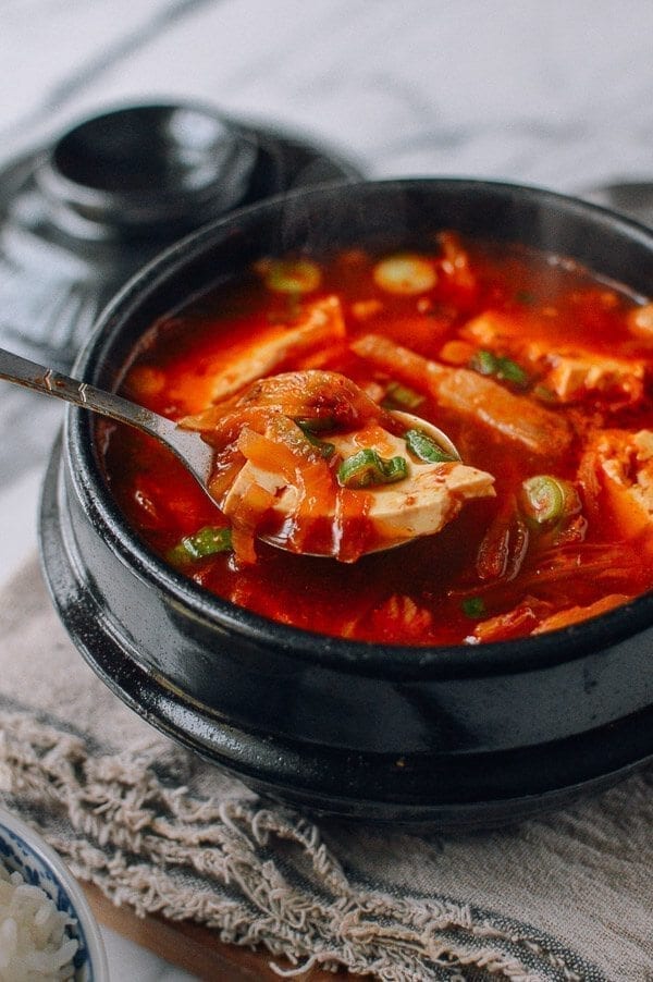 Kimchi Stew (Kimchi Jigae), by geagle.miooashdv.tk