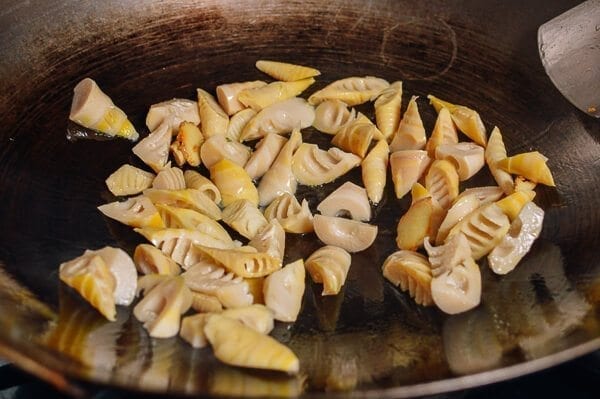 Braised Spring Bamboo Shoots (油焖笋), by geagle.miooashdv.tk