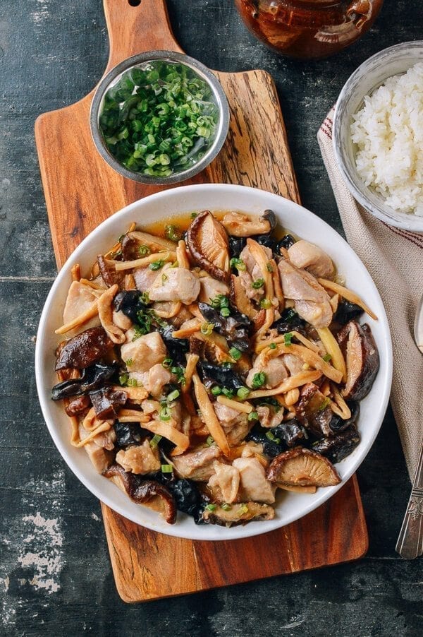 Steamed Chicken with Mushrooms & Dried Lily Flowers, by geagle.miooashdv.tk