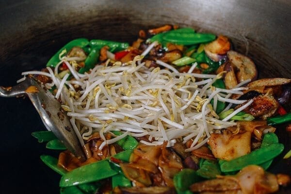 Vegetable Chow Fun, by geagle.miooashdv.tk