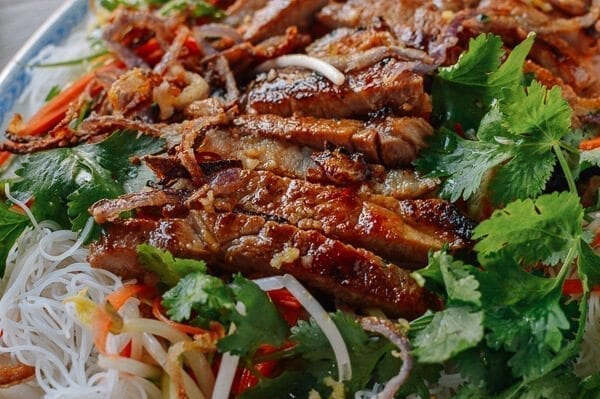 Vietnamese Noodle Salad with Grilled Pork Chops, by geagle.miooashdv.tk