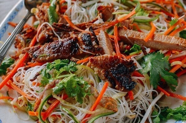 Vietnamese Noodle Salad with Grilled Pork Chops, by geagle.miooashdv.tk