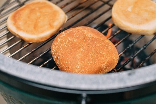 Banh Mi Burgers, by geagle.miooashdv.tk