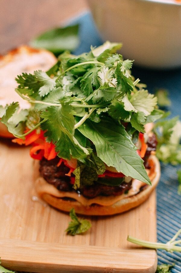 Banh Mi Burgers, by geagle.miooashdv.tk